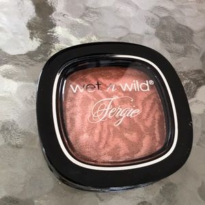 Wet and wild bronzer
